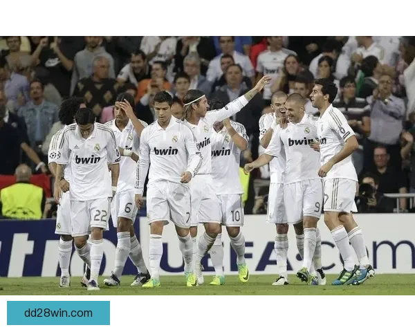 楚阿梅尼伯纳乌首秀欧冠之夜对阵摩纳哥书写皇马新篇章中场崛起传奇